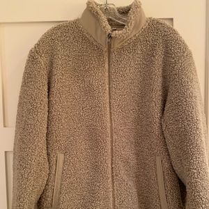 Men’s Uniqlo nubby fleece- lined zip jacket